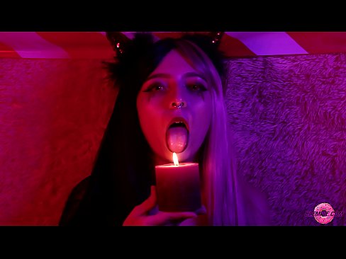 ❤️ Blowjob Hikaka mai i te Sexy Succubus me te Waha Whakanui ❤️❌ Porno i a matou ❌